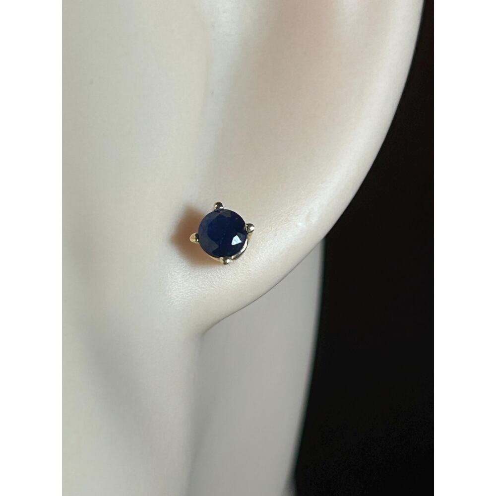 14k solid white gold genuine blue sapphire small post stud earrings fine jewelry